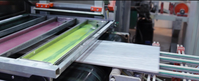 El esmaltado en la fabricación de baldosas es donde entra la magia